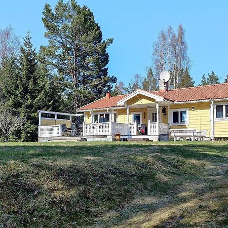 Holiday Home Ingaroe V Gronskan Extérieur photo